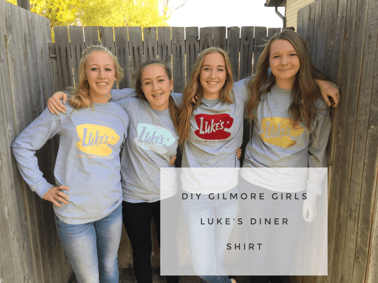 INTIMO Gilmore Girls Women's I'd Rather Be Watching Luke's Diner Coffee Mug TV Show Tossed Icon Sleep Pajama Set, Pink, Large : Buy Online at Best Price in KSA - Souq is now