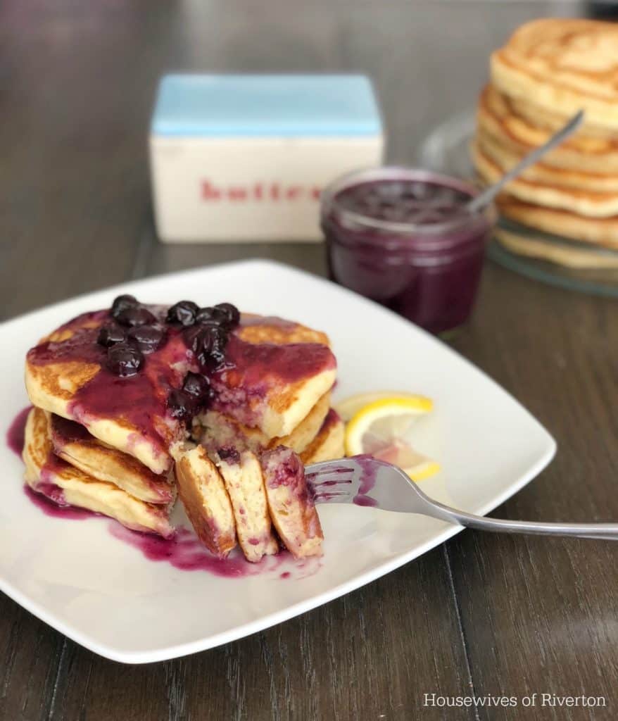 Lemon Ricotta Pancakes with Blueberry Compote | www.housewivesofriverton.com